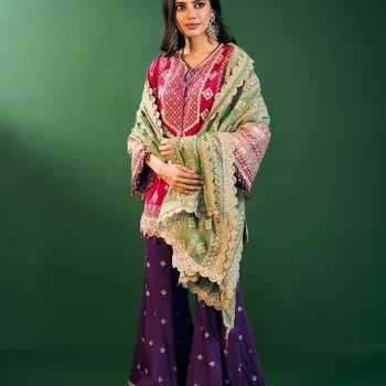 Hira Pima Satin Fuschia Kurta Set