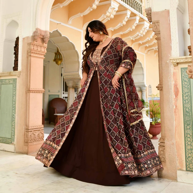 Brown-Cape-Set-Lavina-SCL_1335-3.webp