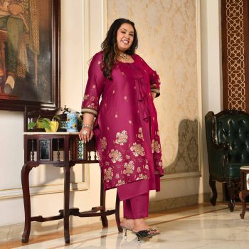 Mandvi- Magenta Pink Pure Gaji Silk Floral Cape Set