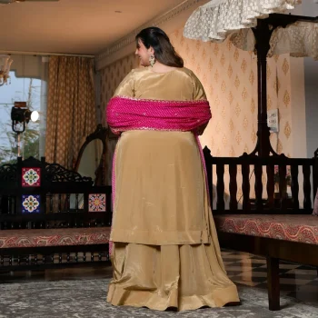 Ishq wala Love- Gold & Pink Pure Crepe Cutdana Embroidered Kurta Skirt Set